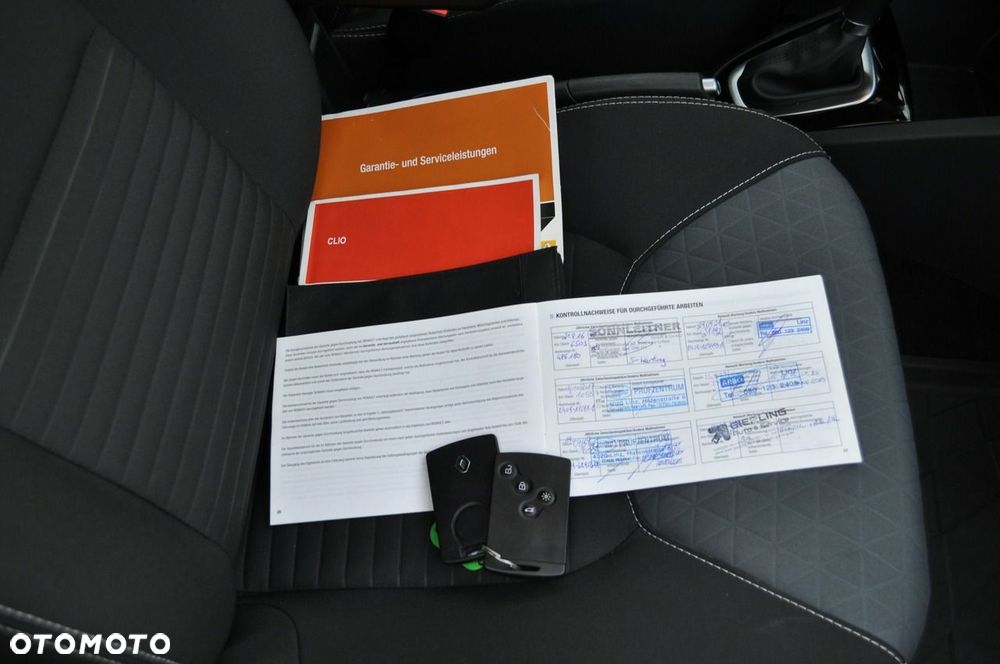 Renault Clio 1.2 TCe Limited EDC - 34