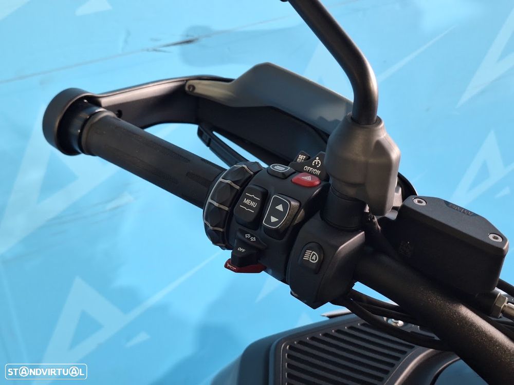 BMW R 1300 GS Adventure - 8