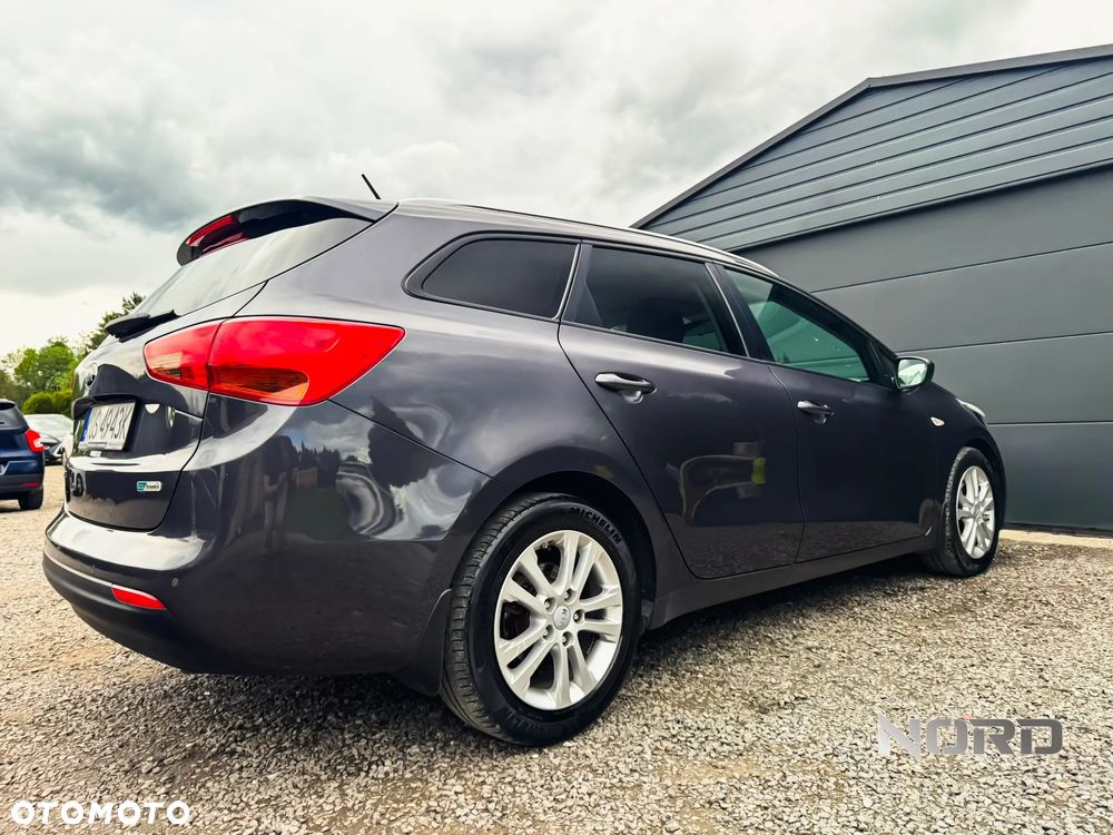 Kia Ceed 1.6 CRDi M - 10