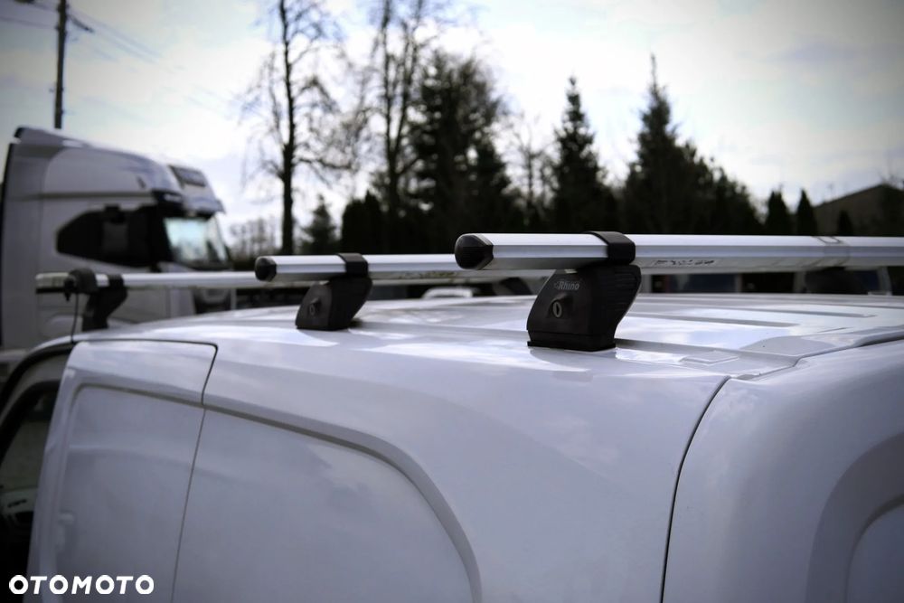 Opel Combo Van 1.2 Enjoy 110KM 4d Long - 34