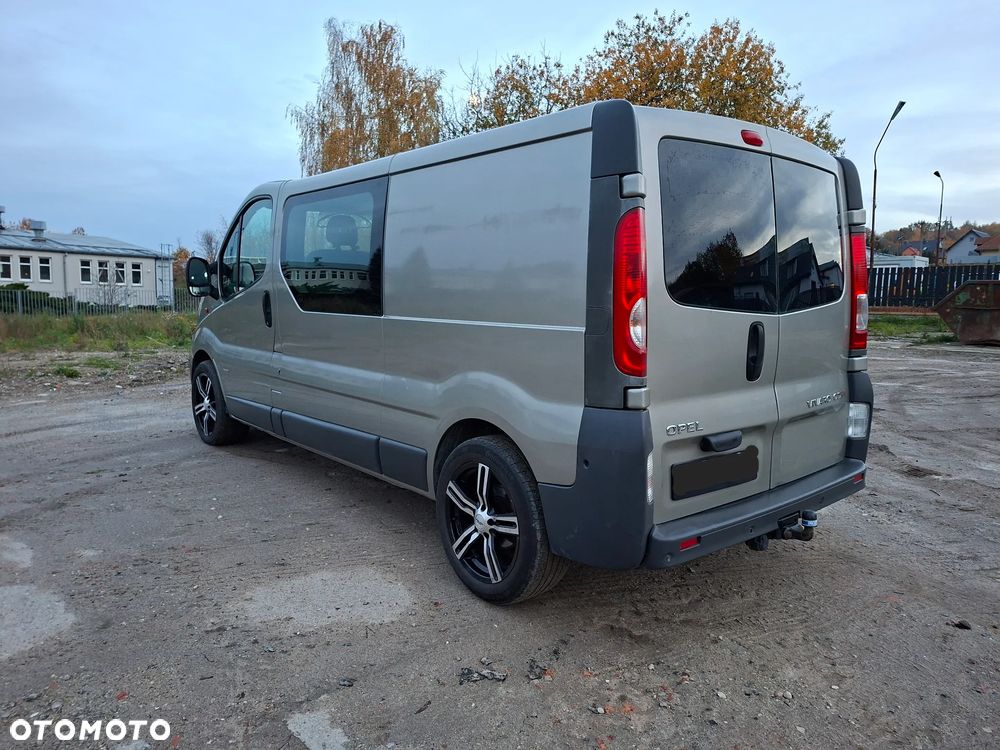 Opel Vivaro - 6