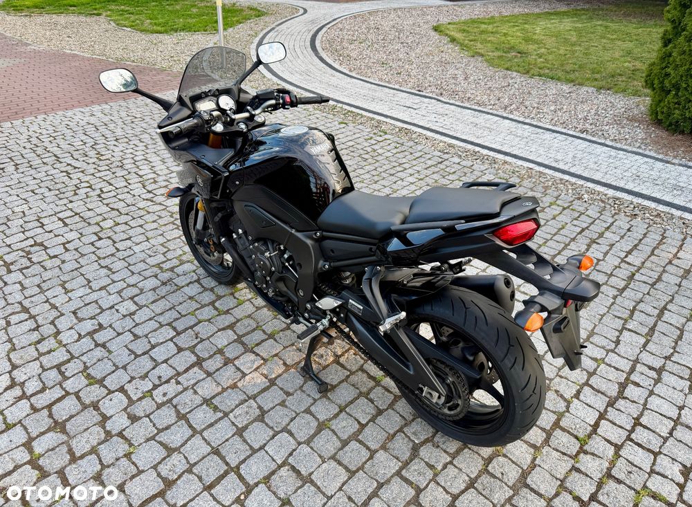 Yamaha FZ8 - 5