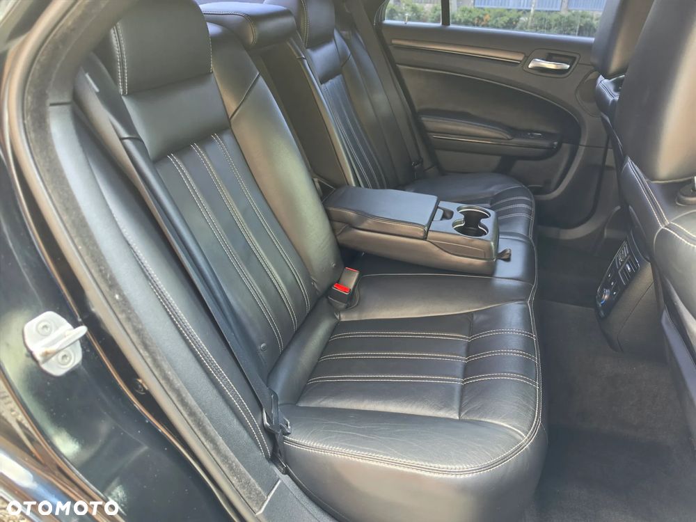 Chrysler 300 - 19