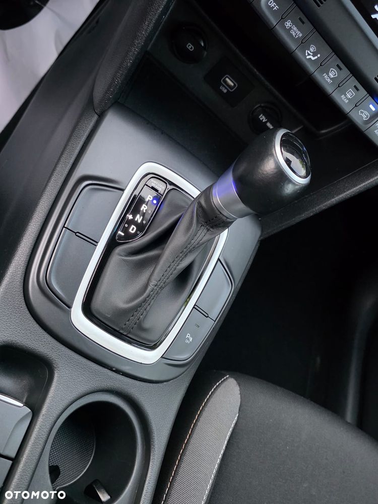 Hyundai Kona - 22