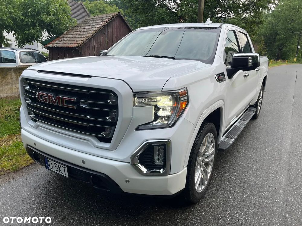 GMC Sierra - 4