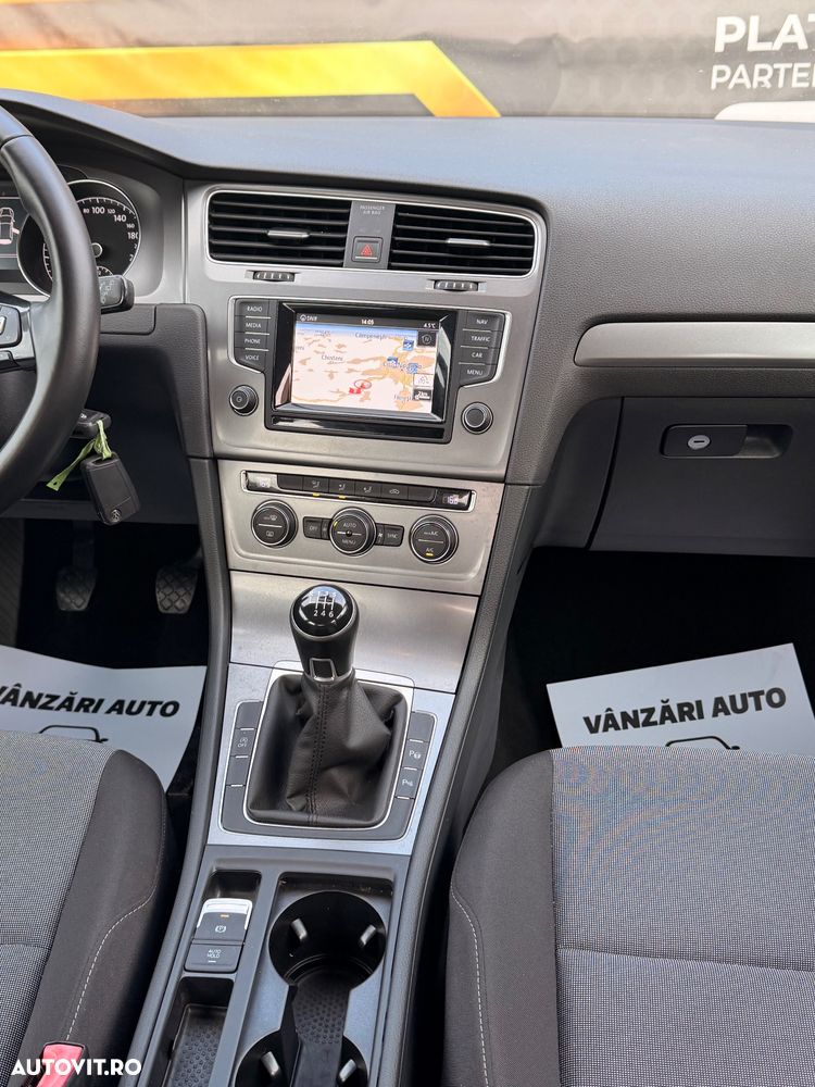 Volkswagen Golf 1.2 TSI BlueMotion Technology Comfortline - 23