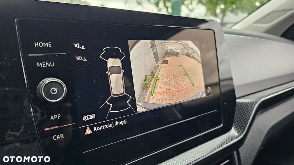 Volkswagen T-Cross - 33