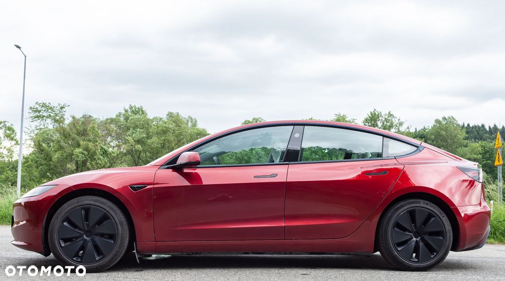Tesla Model 3 Long Range AWD Premium - 2