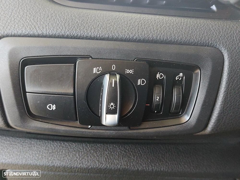 BMW 225xe Active Tourer Advantage - 18