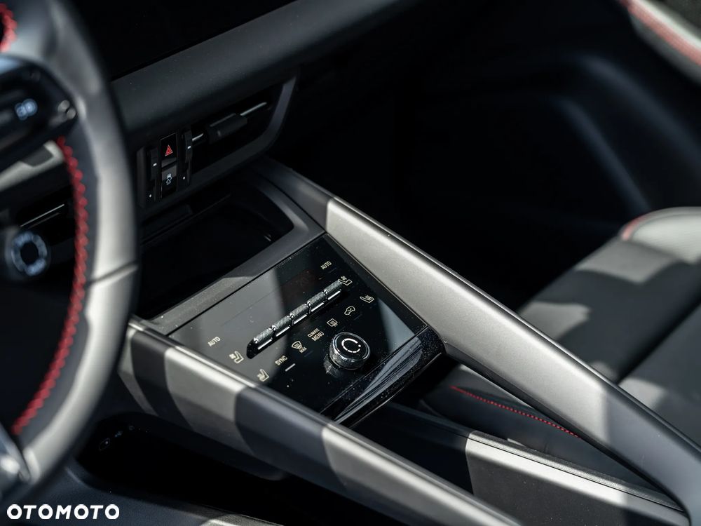 Porsche Macan GTS 100kWh - 14