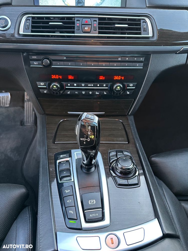BMW Seria 7 740d xDrive Aut. - 10