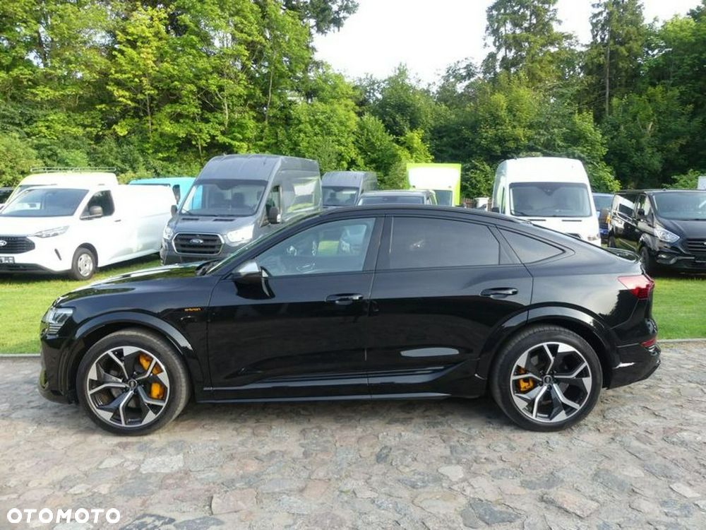 Audi e-tron Sportback - 12