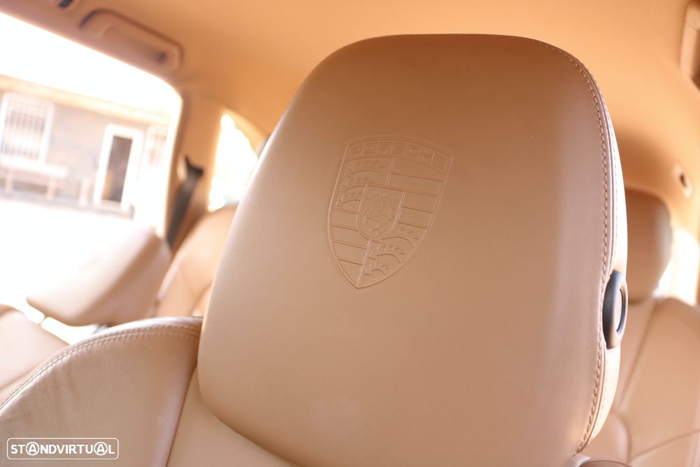 Porsche Cayenne S Hybrid - 17