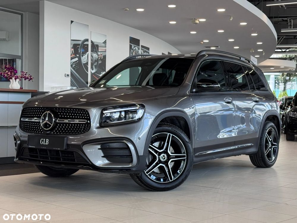 Mercedes-Benz GLB 200 AMG Line 7G-DCT - 1