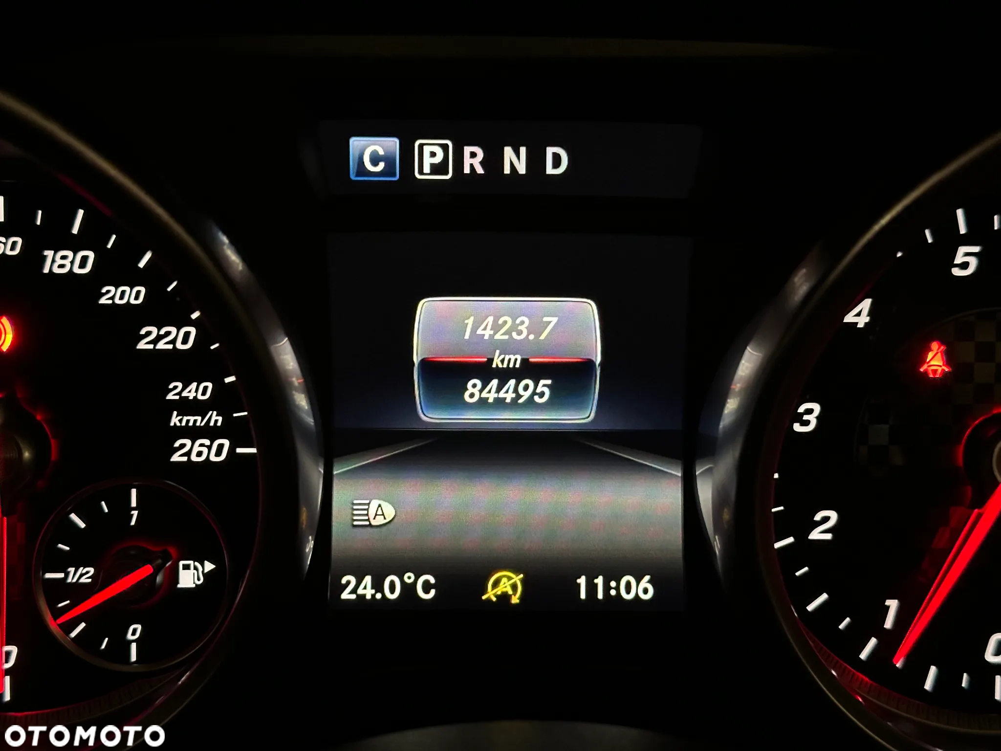 Mercedes-Benz SLC 300 9G-Tronic - 5