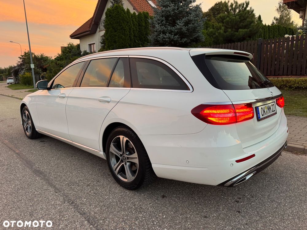 Mercedes-Benz Klasa E 220 d 4Matic 9G-TRONIC Sportstyle Edition - 5