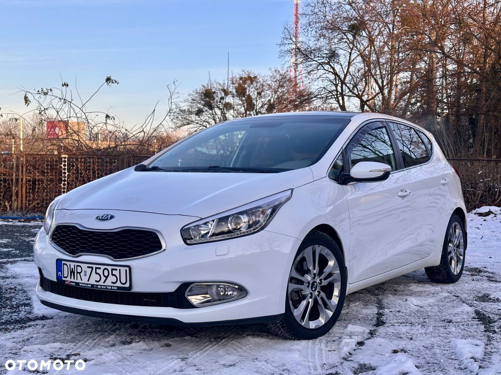 Kia Ceed 1.6 GDI DCT Platinum Edition - 3