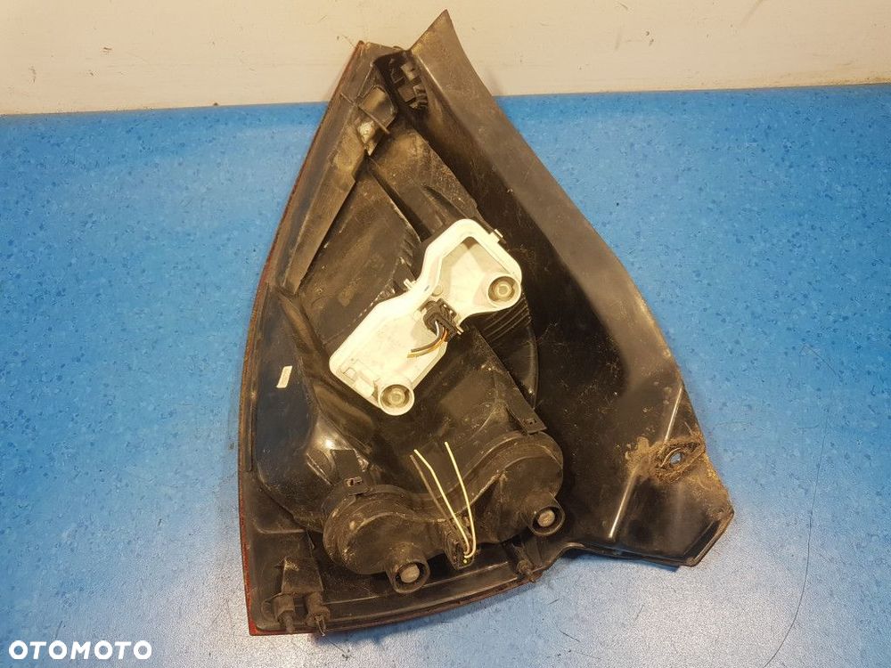 LAMPA TYŁ LEWA  RENAULT MEGANE II - 6