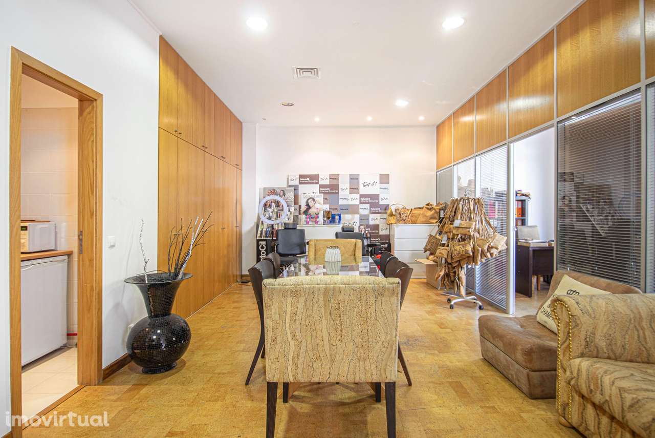 Loja/Escritório na Expo Sul com Estacionamento - Grande imagem: 3/19