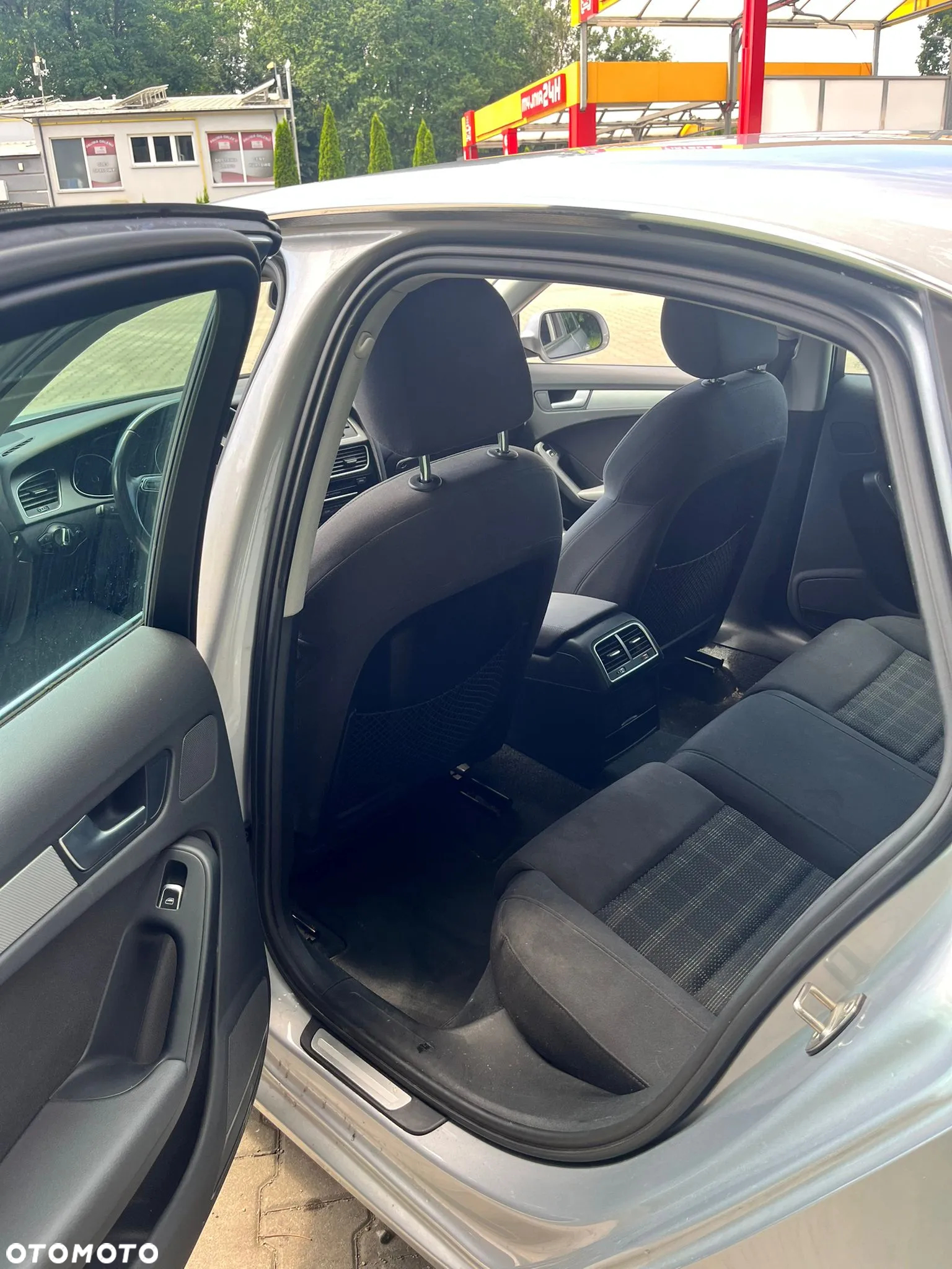 Audi A4 2.0 TDI clean diesel - 14