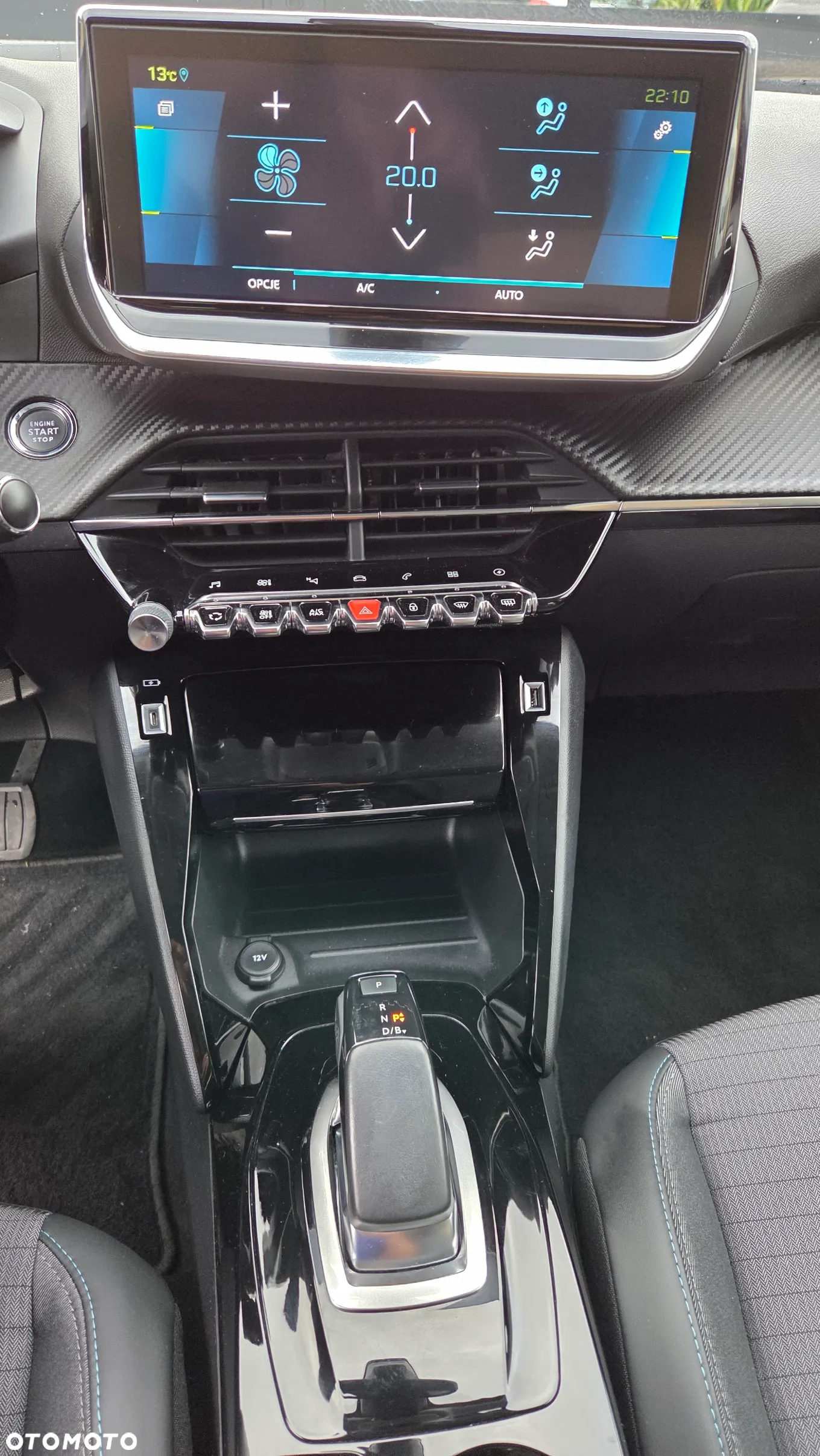 Peugeot 208 e-208 Allure - 12