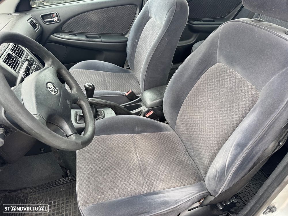 Toyota Avensis S/D 1.6 Sol - 9