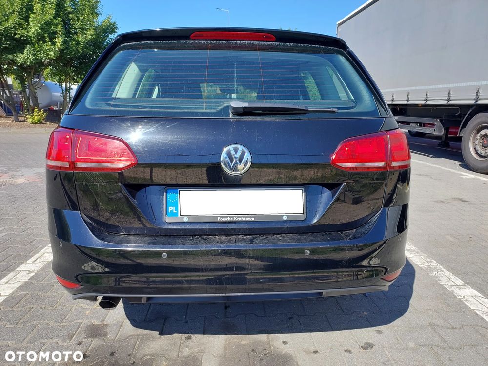 Volkswagen Golf 1.6 TDI BlueMotion Trendline - 4