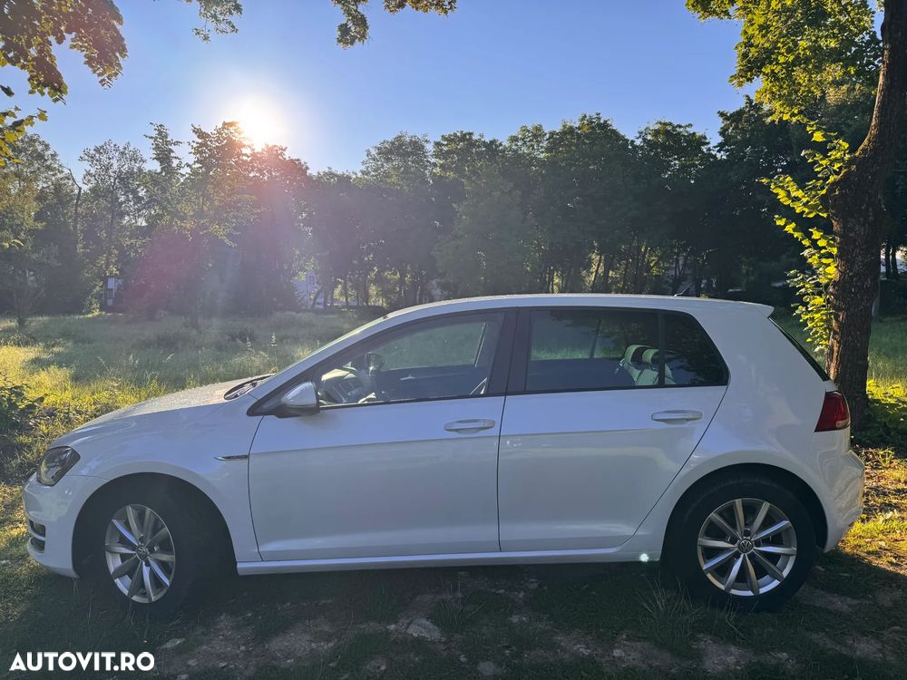 Volkswagen Golf 1.2 TSI BMT Comfortline - 4