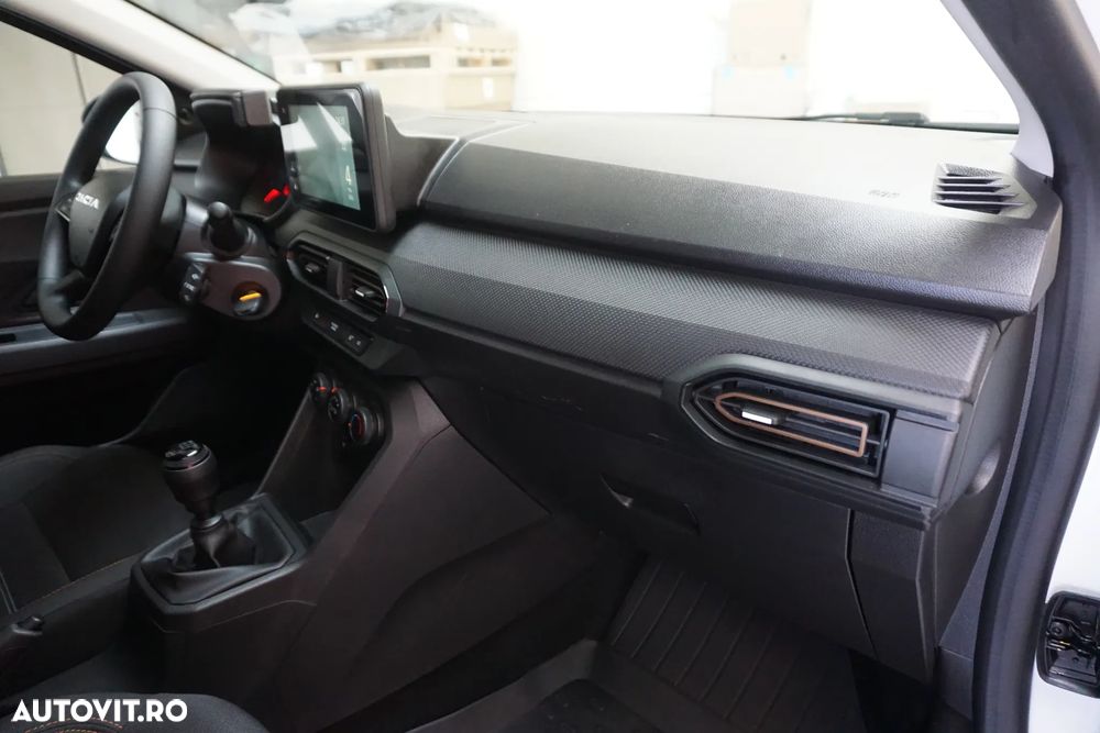 Dacia Sandero Stepway TCe 90 MT6 Expression - 25
