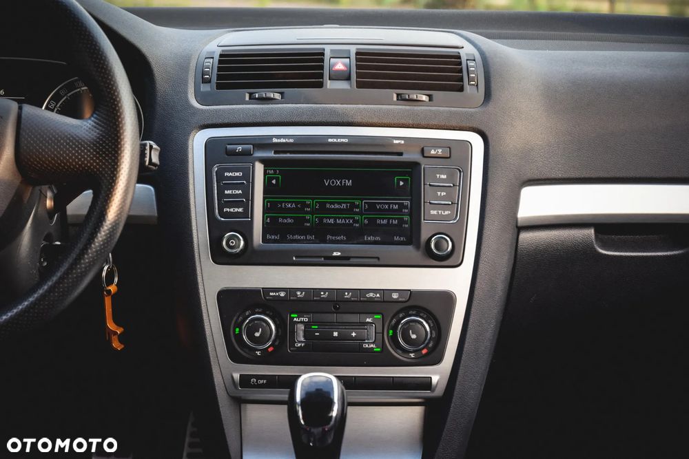 Skoda Octavia 2.0 TSI RS - 19