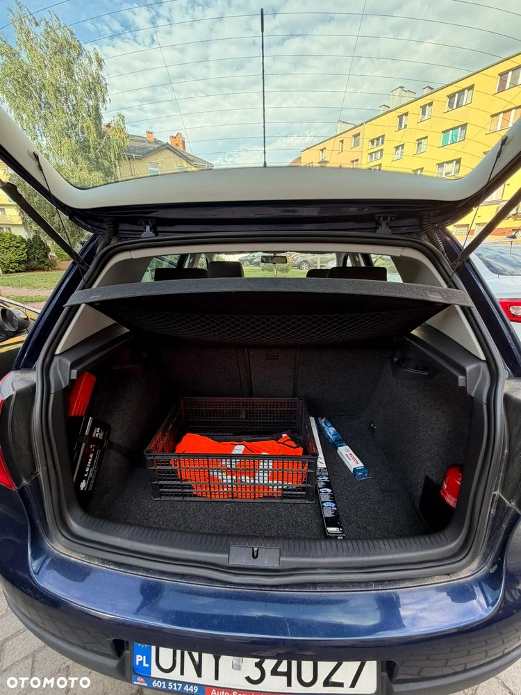 Volkswagen Golf 1.6 Comfortline - 15