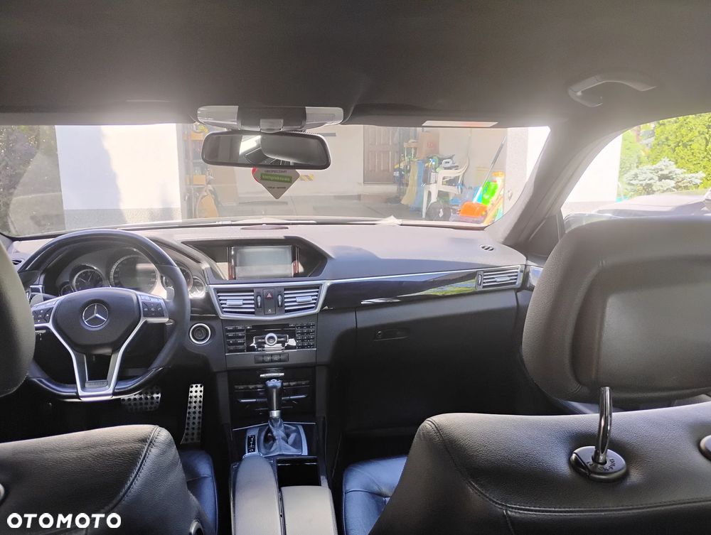 Mercedes-Benz Klasa E 220 CDI DPF BlueEFFICIENCY Automatik Avantgarde - 10