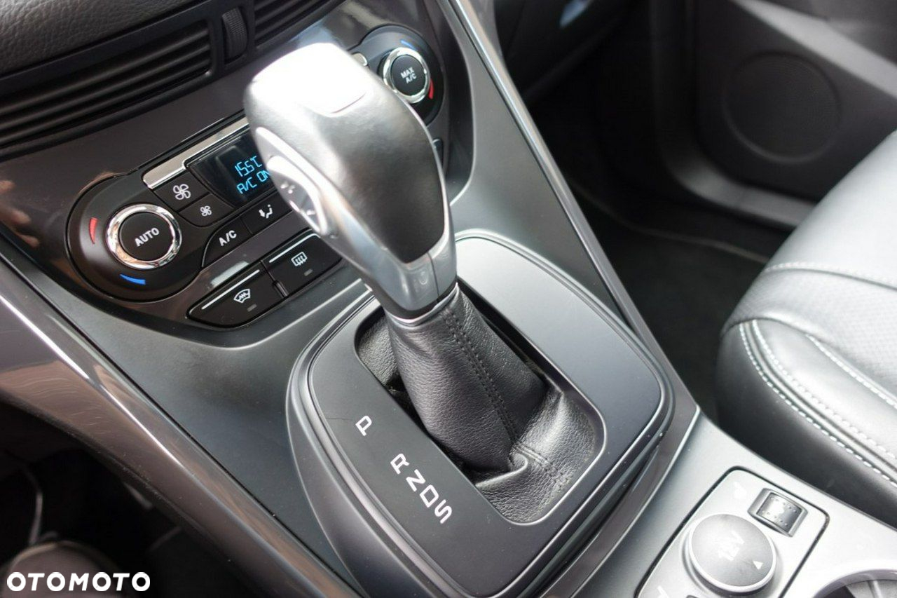Ford Kuga - 17