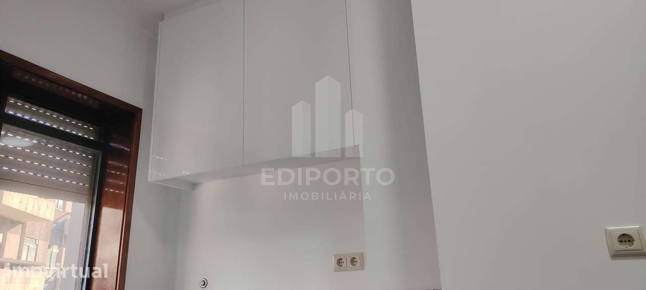 Apartamento T2, na Rua Barão de Corvo - Grande imagem: 4/18