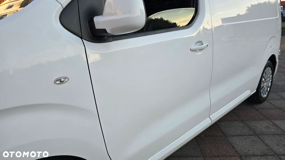 Opel Vivaro - 12