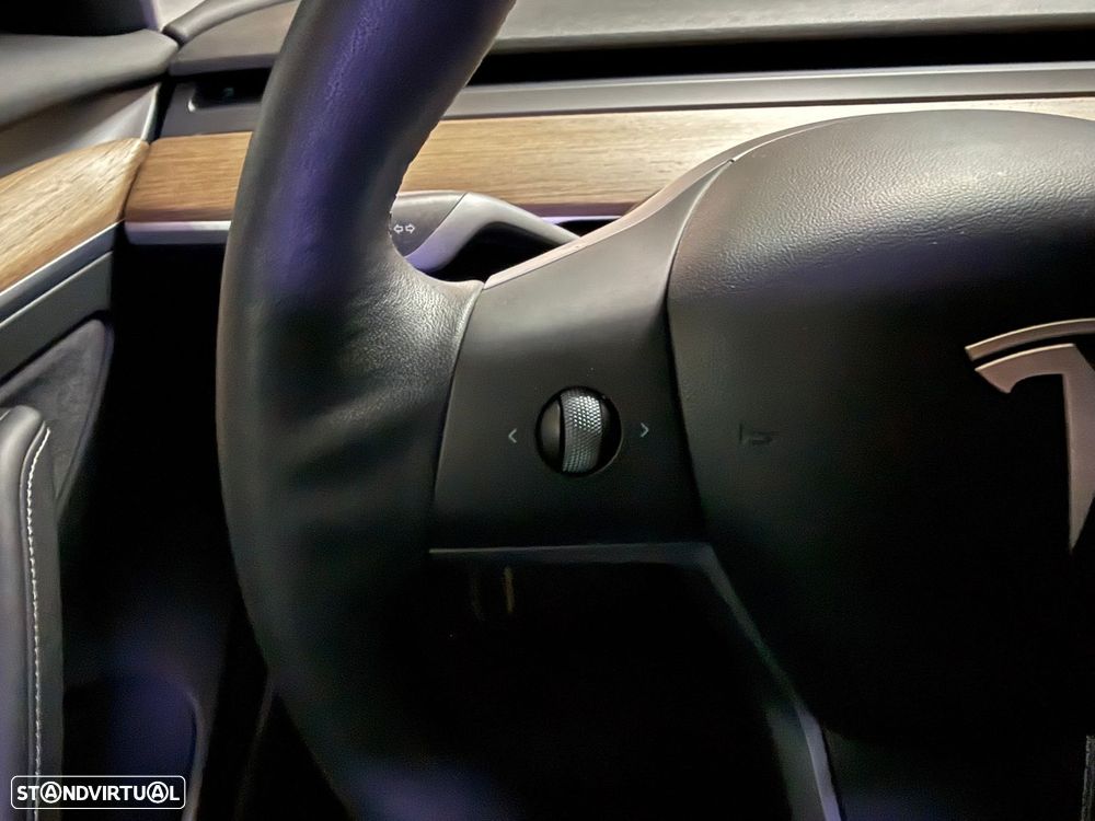 Tesla Model 3 Long Range Tração Integral - 23