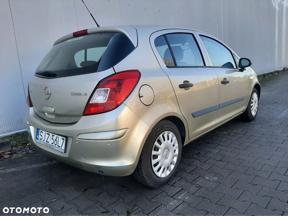 Opel Corsa 1.2 16V Enjoy - 8