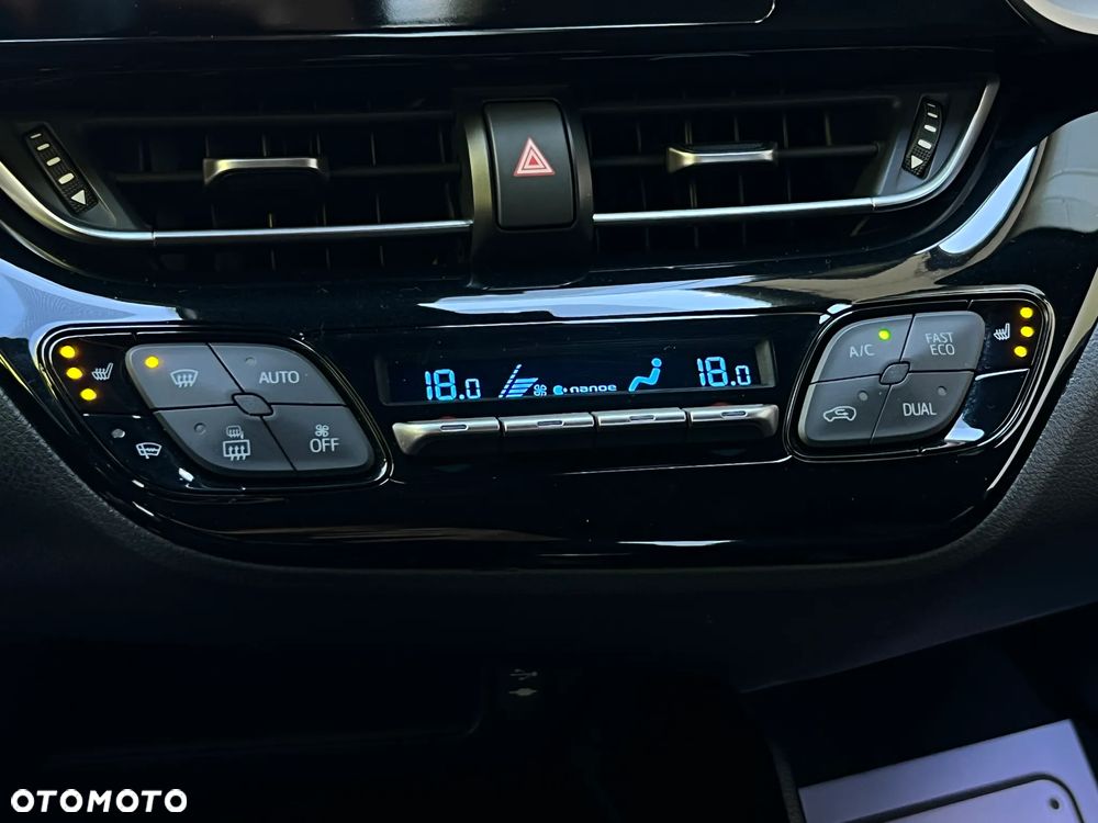 Toyota C-HR 1.2 Turbo Lounge - 32