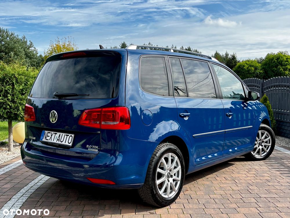 Volkswagen Touran 2.0 TDI DPF BlueMotion Technology Highline - 16