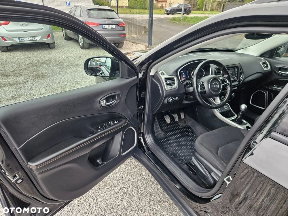 Jeep Compass 1.4 MultiAir Longitude - 17