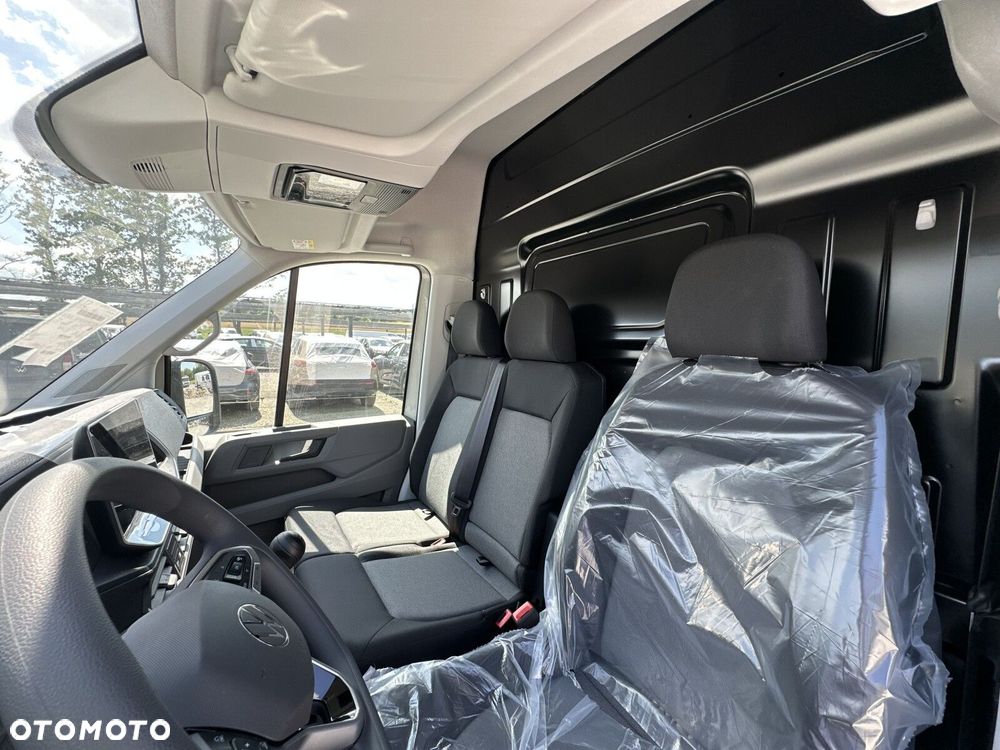 Volkswagen Crafter 35 furgon wysoki dach, 2,0 TDI 177KM, przedni, 6-bieg manualna 3640 mm, Euro 6 - 12