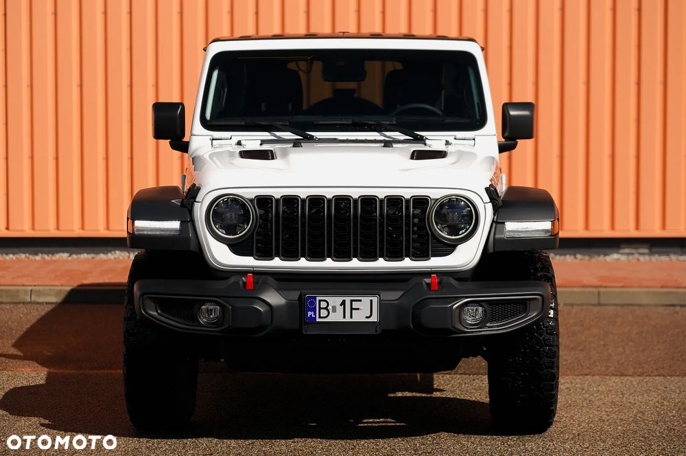 Jeep Wrangler - 5