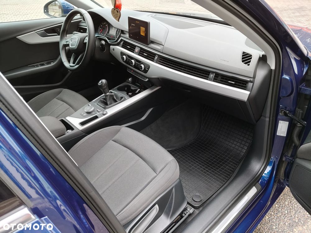 Audi A4 Avant 2.0 TFSI ultra - 11