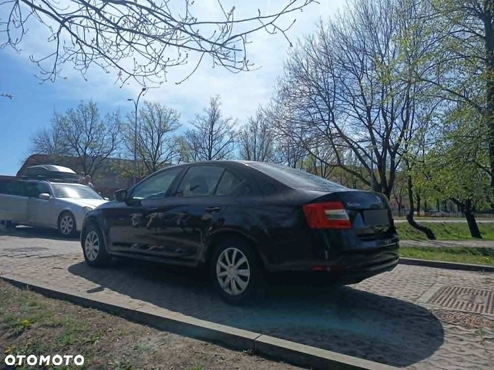 Skoda Octavia 1.6 TDI Active - 4