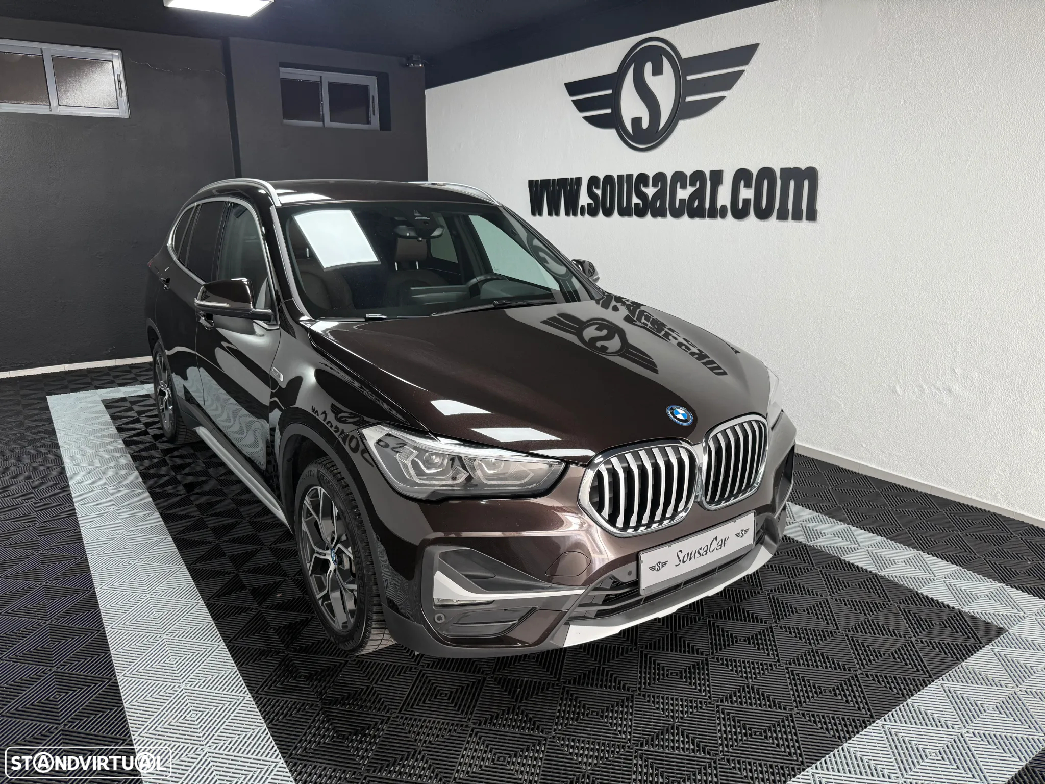 BMW X1 25 e xDrive Line Sport - 4