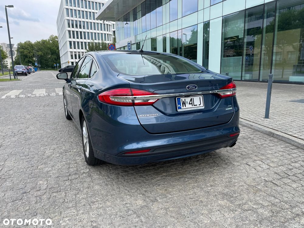 Ford Fusion - 10