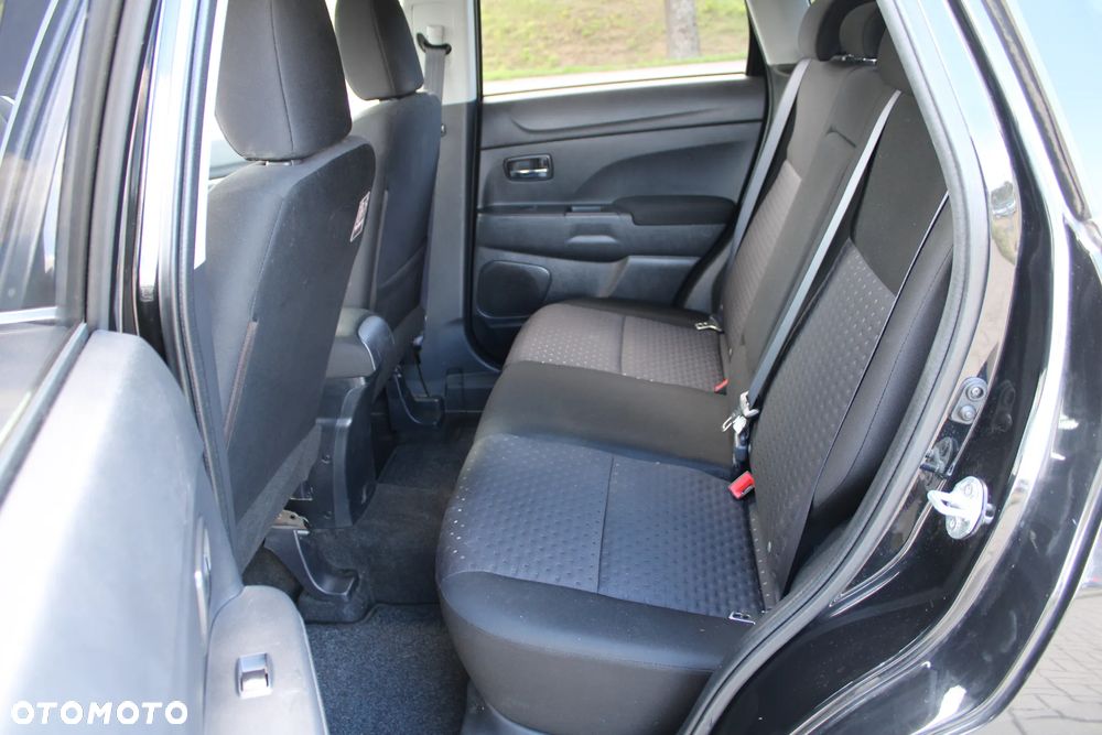 Mitsubishi ASX - 21