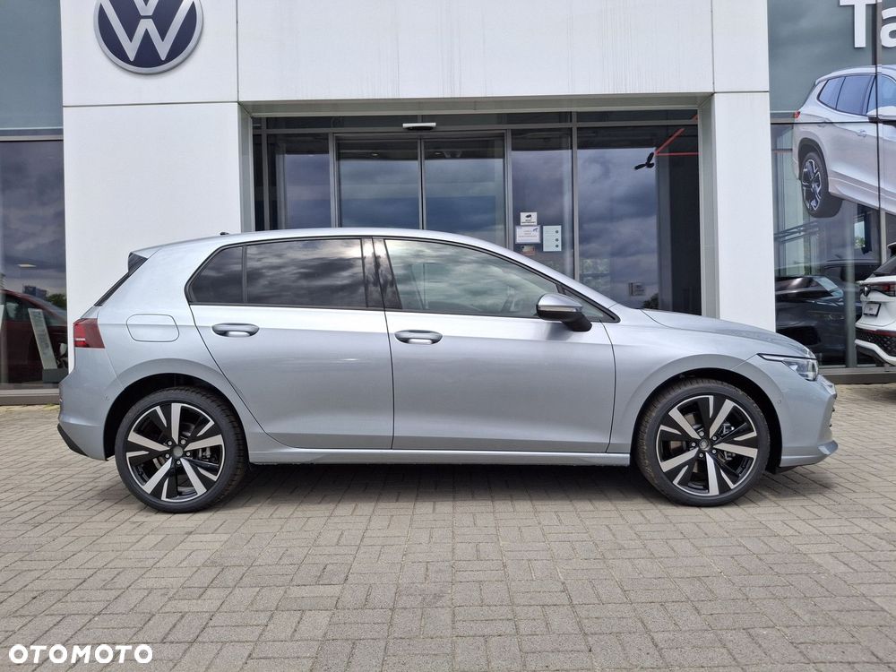 Volkswagen Golf - 5