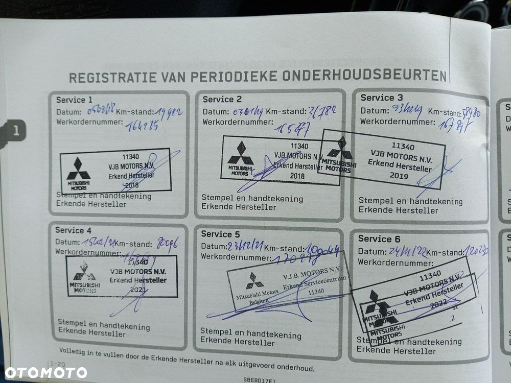 Mitsubishi ASX 1.6 Intense Plus Navi Blue Edition - 36