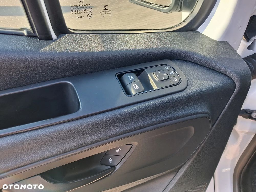 Mercedes-Benz SPRINTER - 19